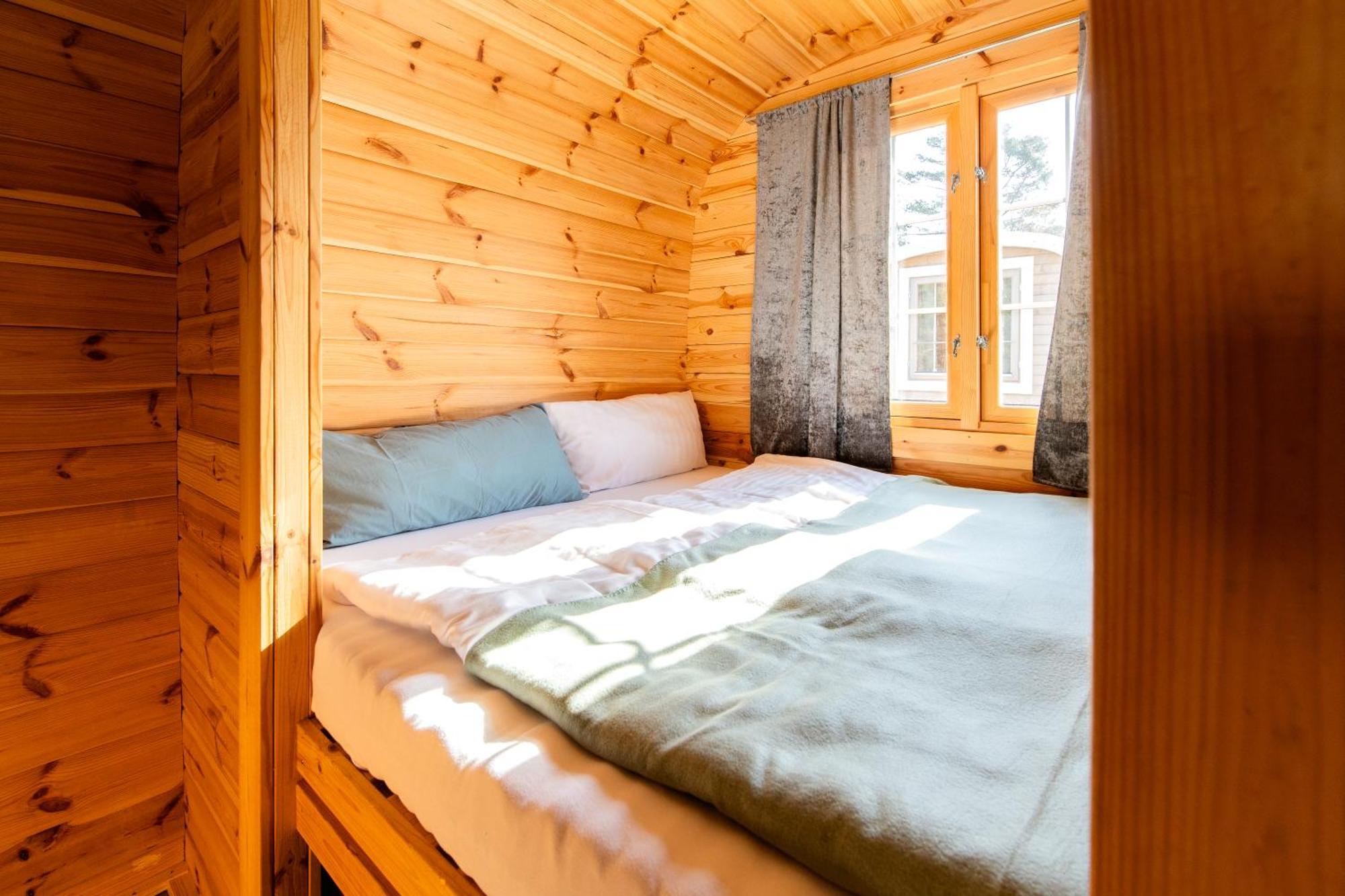 Naturcamping Lueneburger Heide - Chalets & Tiny Haeuser Soltau Exterior photo